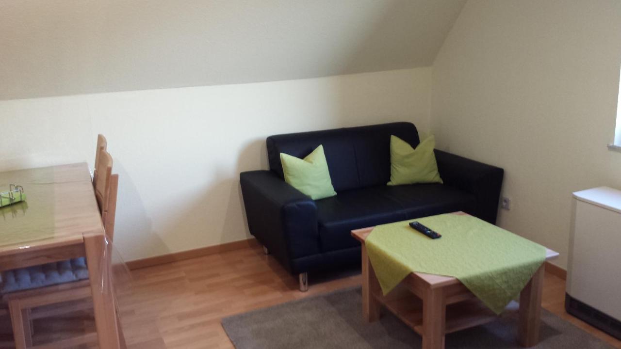 Ferienwohnung "Schwaebische Alb" , Pension Wauri Waldenbuch Экстерьер фото